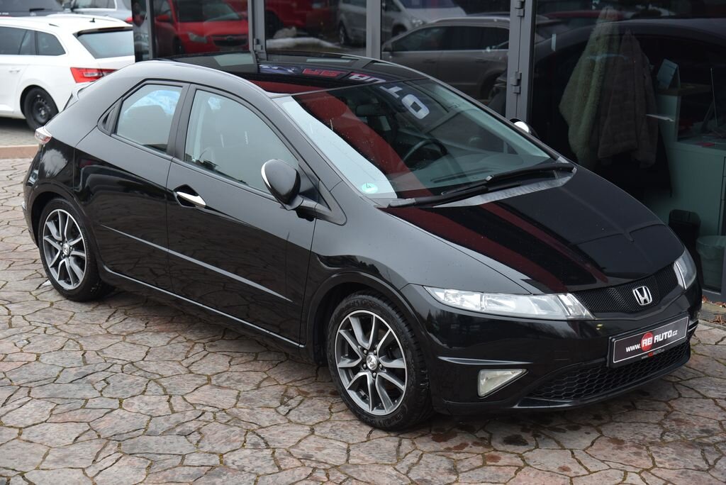 Honda Civic Hatchback 1,8 l 103 kw