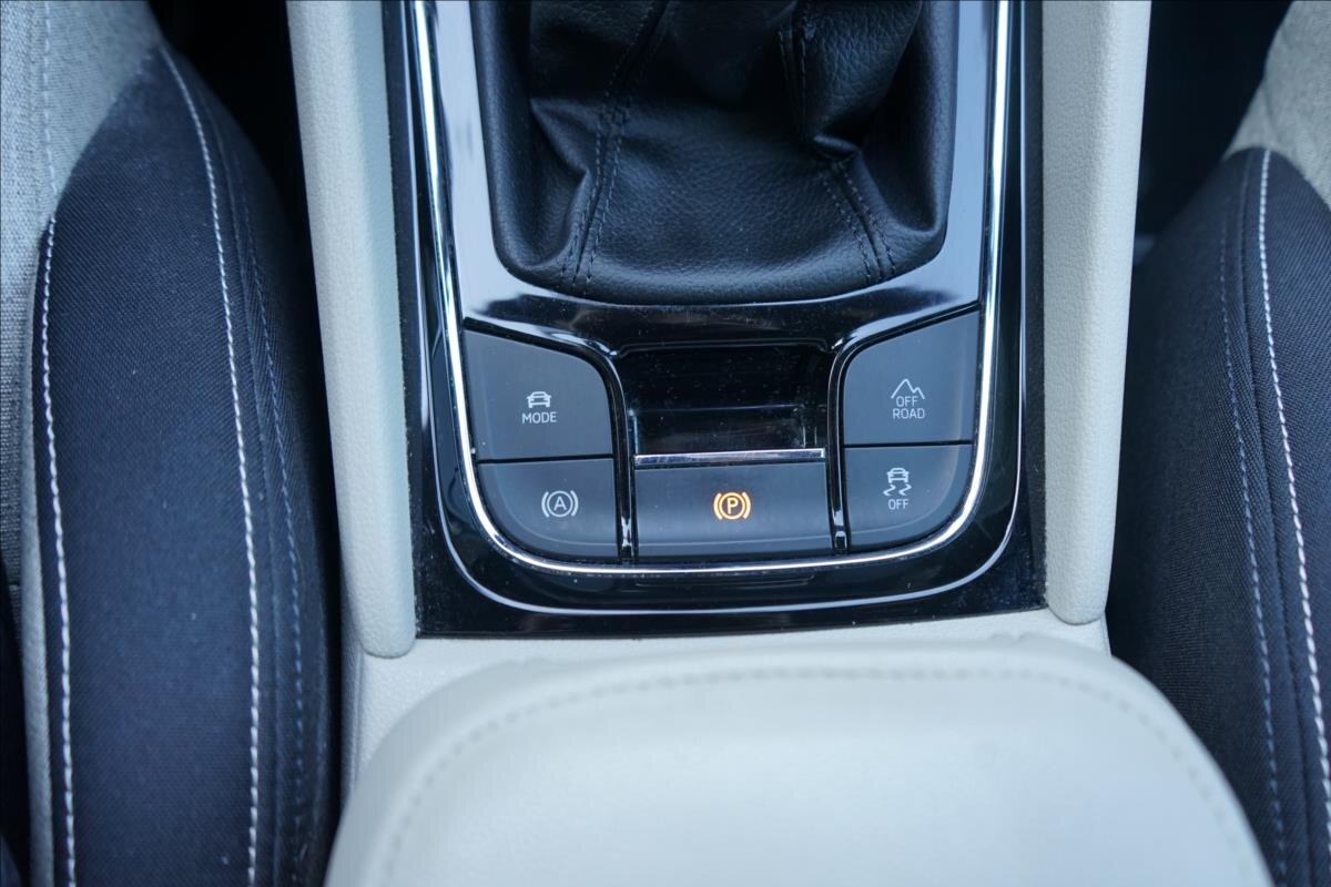 Škoda Karoq SUV / Terénní 2,0 l 110 kw