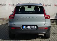 Volvo XC40 4