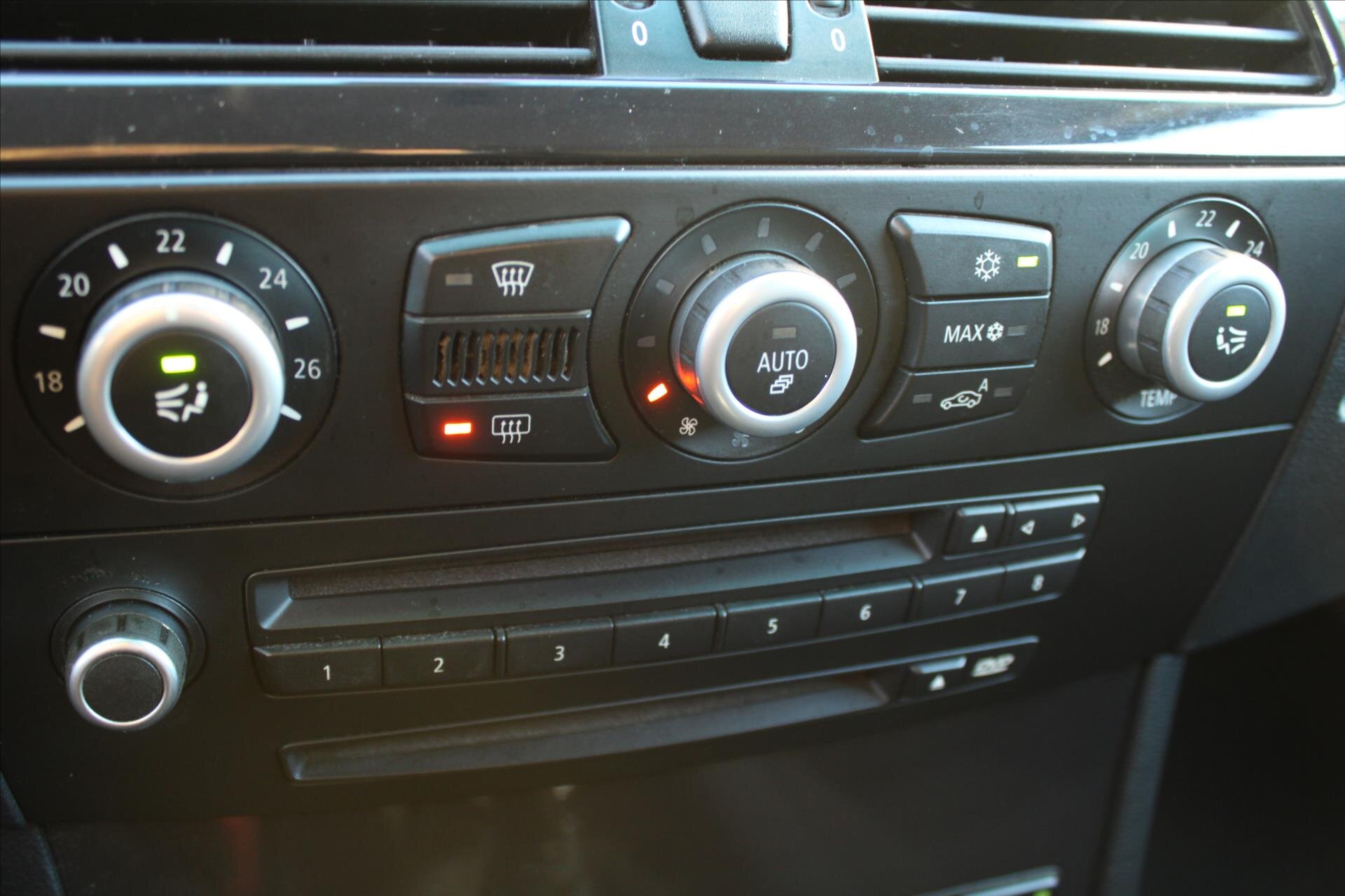 BMW Řada 5 Kombi 3,0 l 145 kw