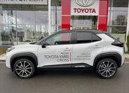 Toyota Yaris Cross 5