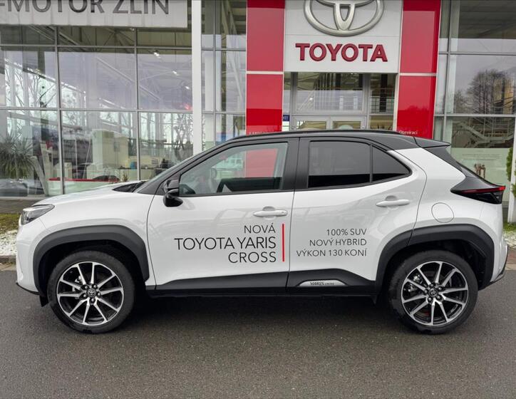 Toyota Yaris Cross 5