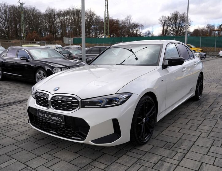 BMW Řada 3 Sedan 3,0 l 275 kw