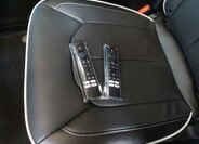 Chrysler Pacifica 42