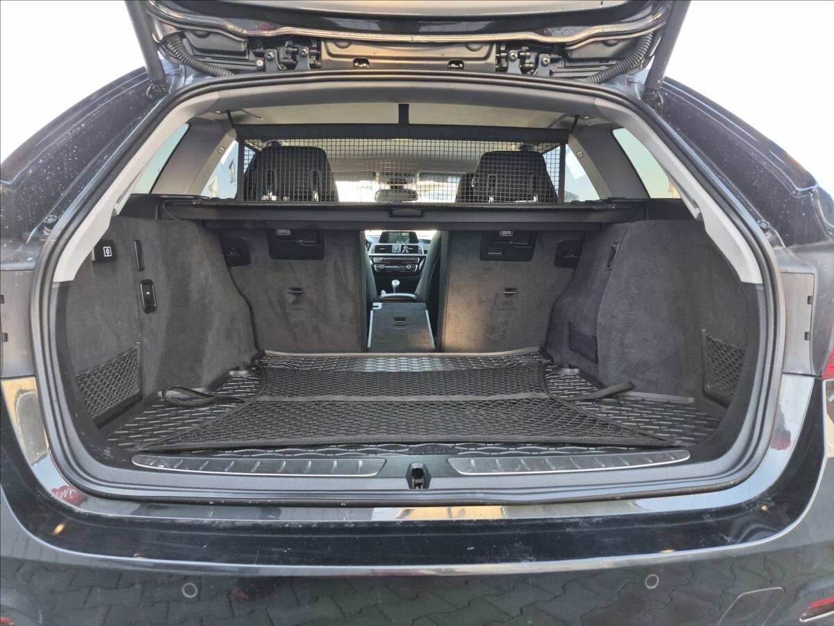 BMW Řada 3 Kombi 2,0 l 140 kw