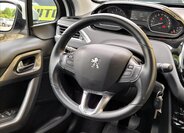 Peugeot 2008 SUV 1,2 l 60 kw