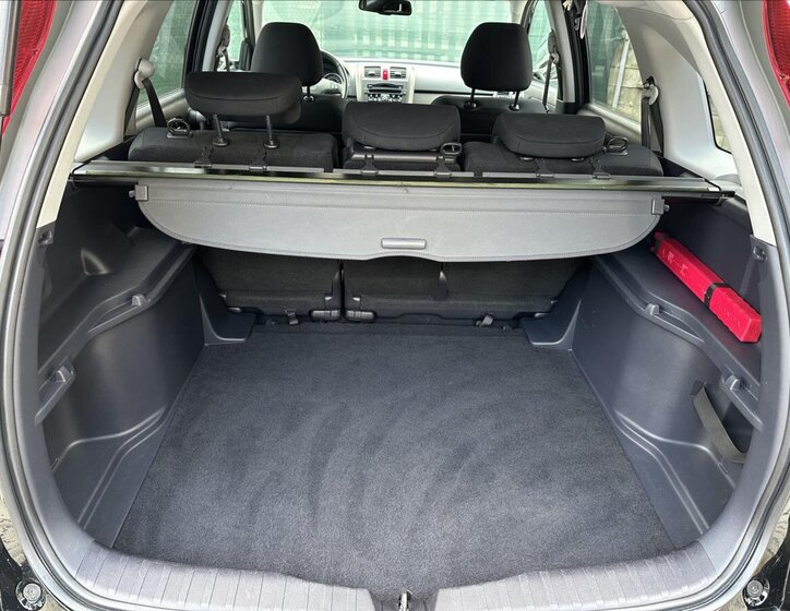 Honda CR-V SUV / Terénní 2,0 l 110 kw