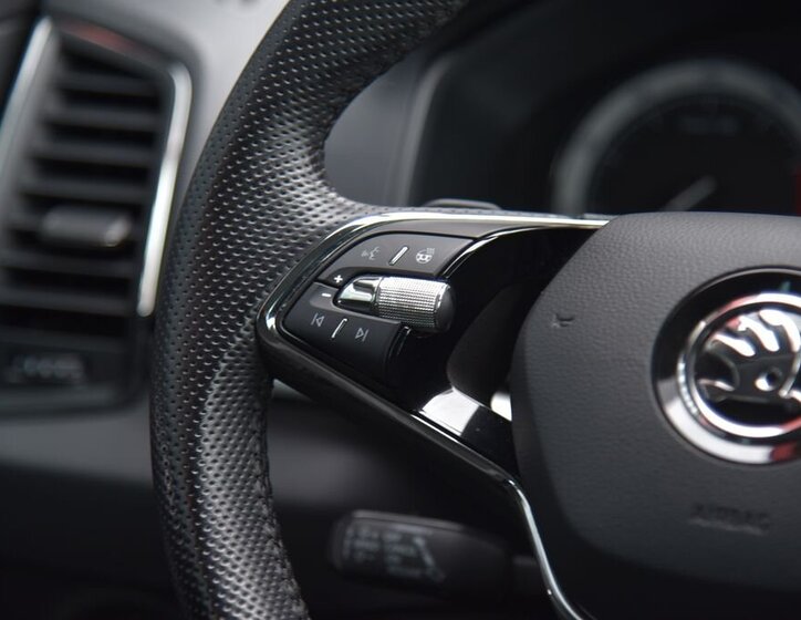 Škoda Karoq SUV / Terénní 1,5 l 110 kw