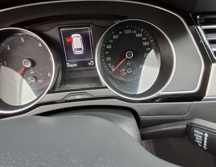 Volkswagen Passat Kombi 0,0 0