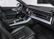 Audi Q8 SUV / Terénní 3,0 l 210 kw