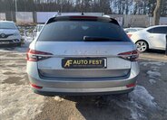 Škoda Superb Kombi 2,0 l 140 kw