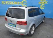Volkswagen Touran 4
