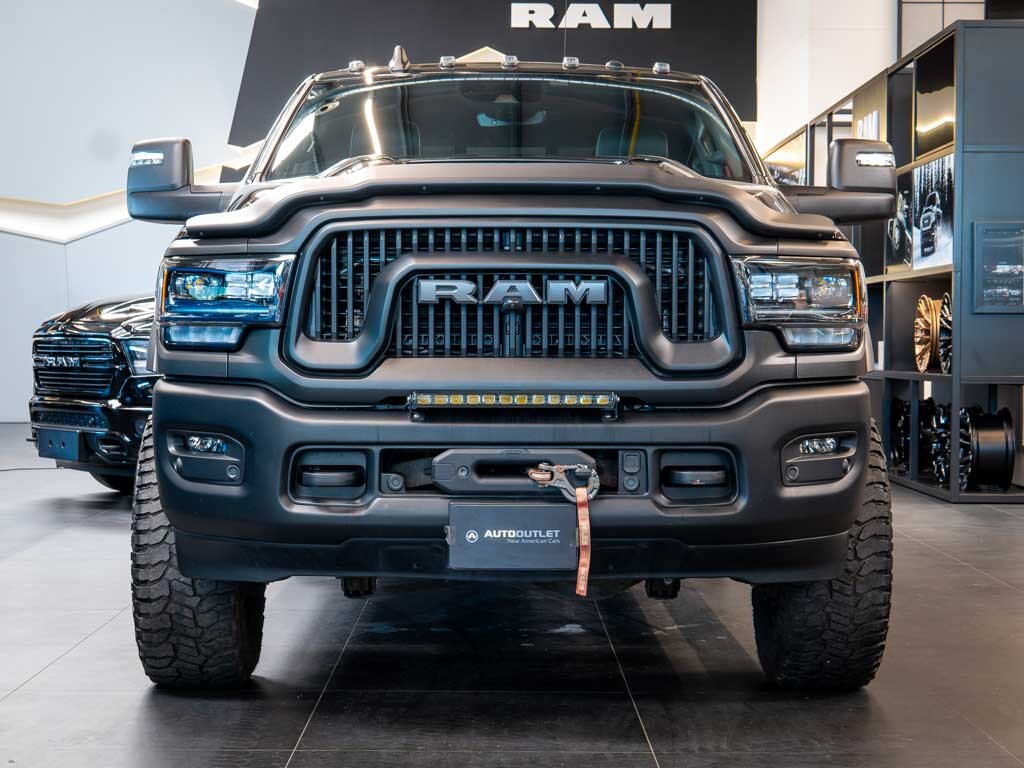 Dodge RAM Pick-up 6,4 l 306 kw