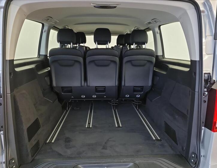 Mercedes-Benz Vito 21
