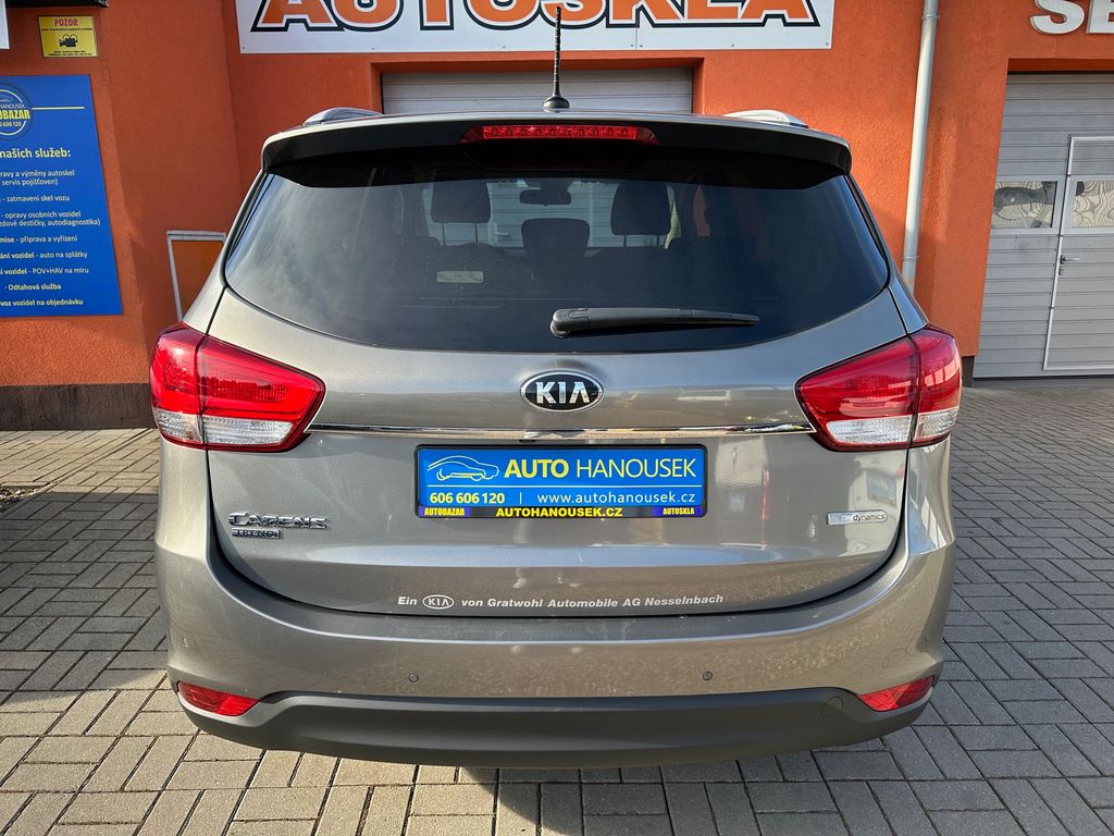 KIA Carens