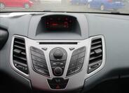 Ford Fiesta 16