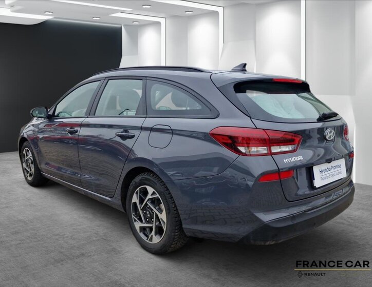 Hyundai i30 Kombi 998,0 73 kw