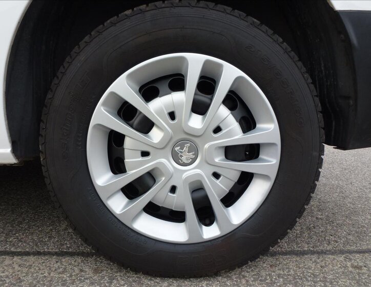 Peugeot Expert Skříň 2,0 l 90 kw