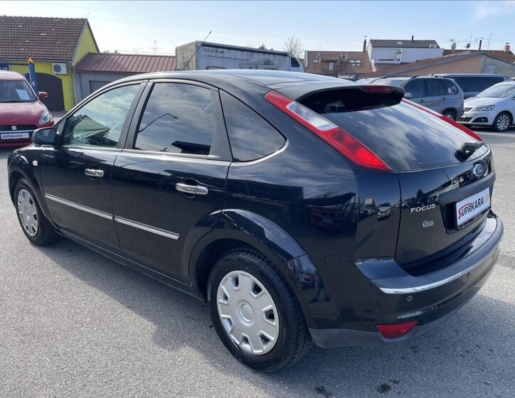 Ford Focus Hatchback 1,6 l 74 kw