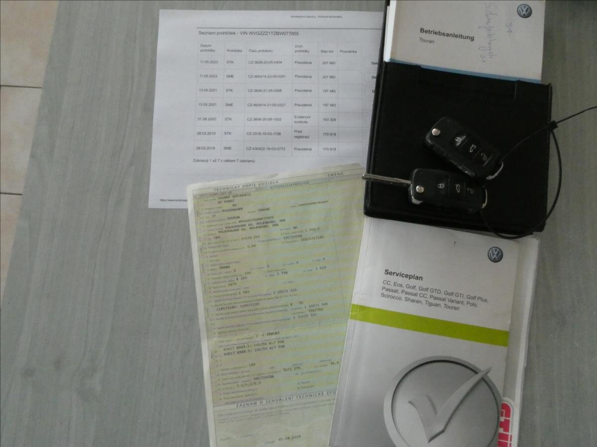 Volkswagen Touran MPV 2,0 l 103 kw