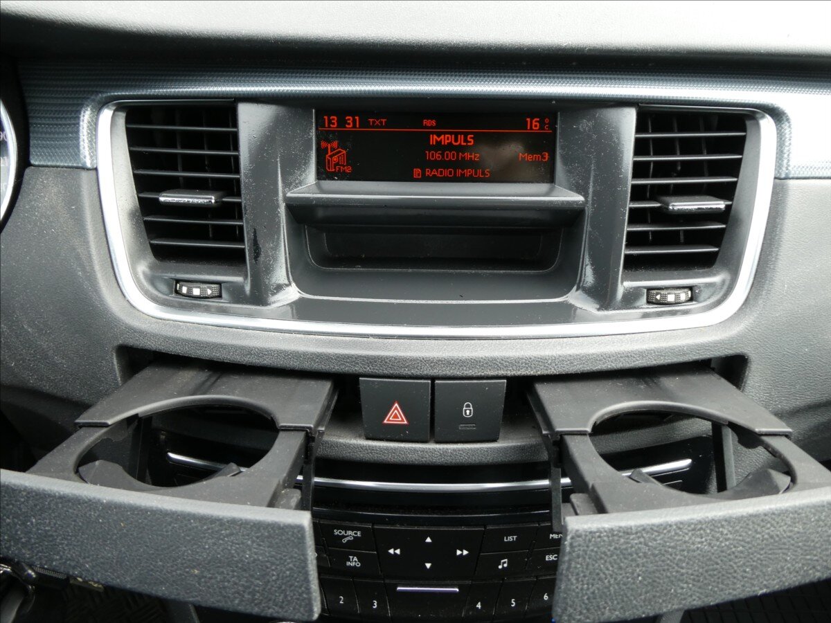 Peugeot 508 Sedan / Limuzína 1,6 l 115 kw