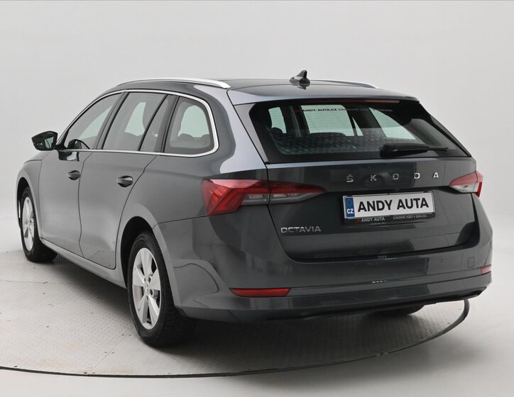 Škoda Octavia Kombi 2,0 l 110 kw
