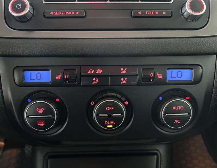 Volkswagen Tiguan 16