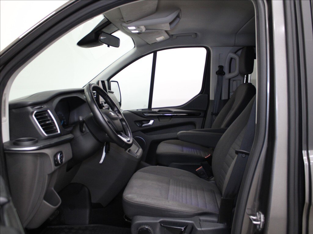 Ford Tourneo Custom MPV 2,0 l 136 kw