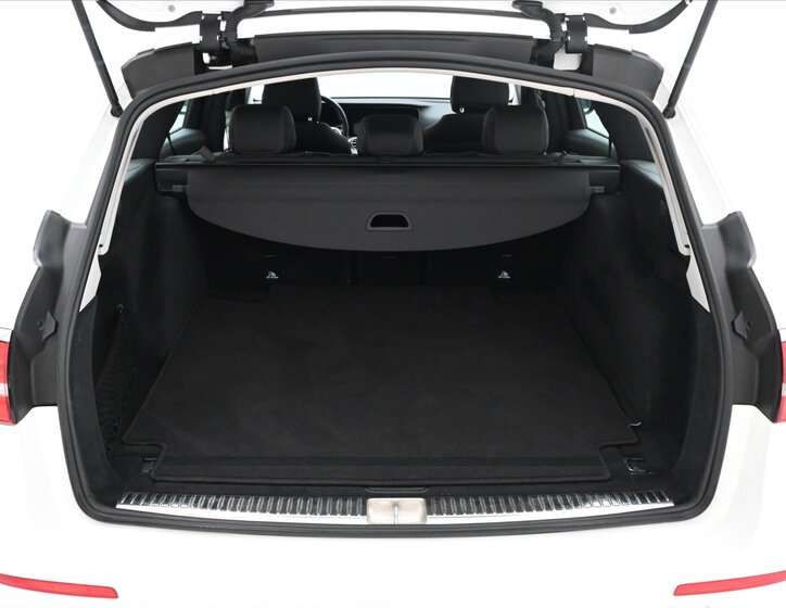 Mercedes-Benz Třídy E 10