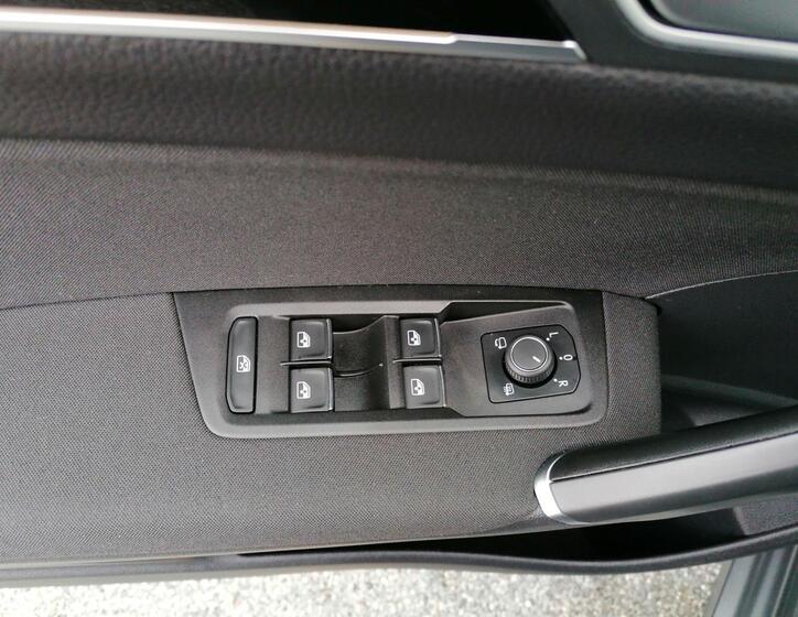 Volkswagen Touran 27