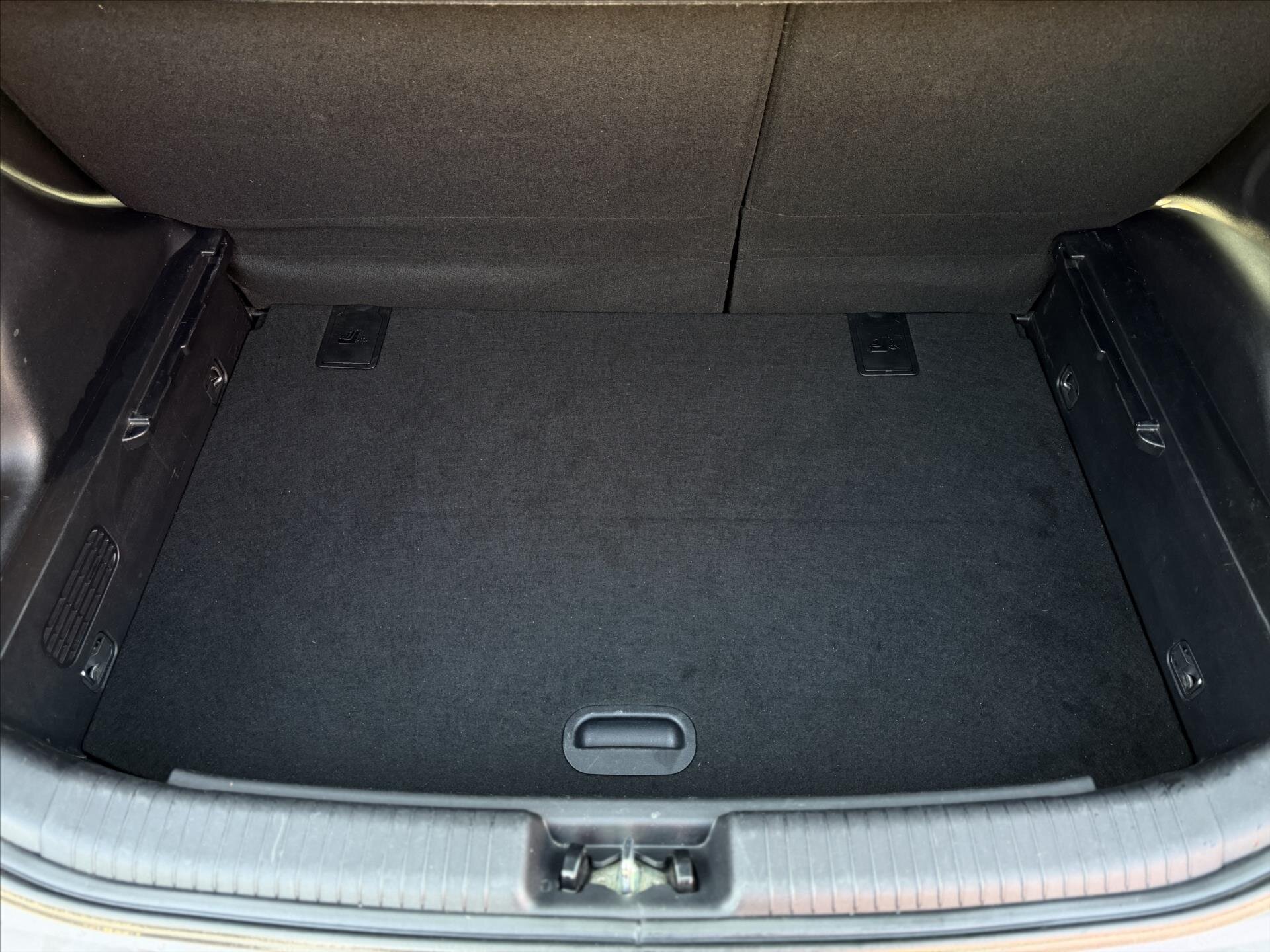 KIA Venga MPV 1,4 l 66 kw