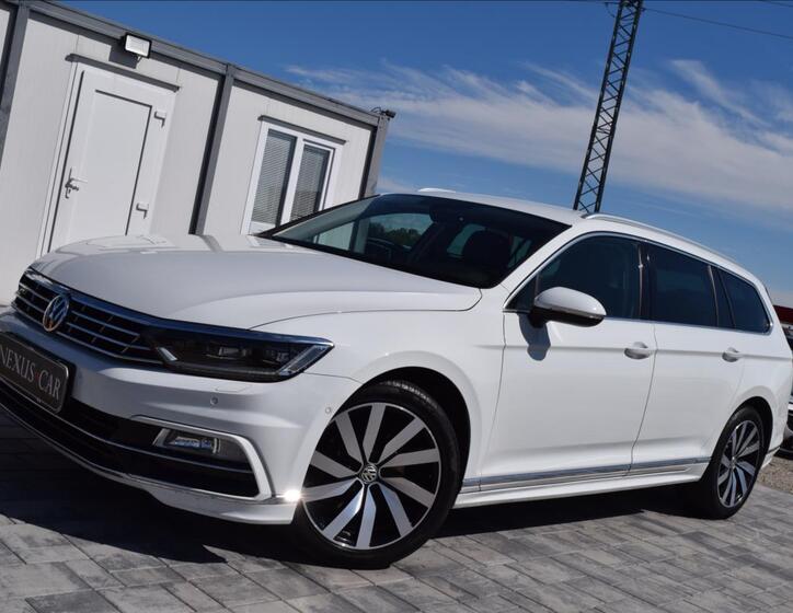 Volkswagen Passat 1