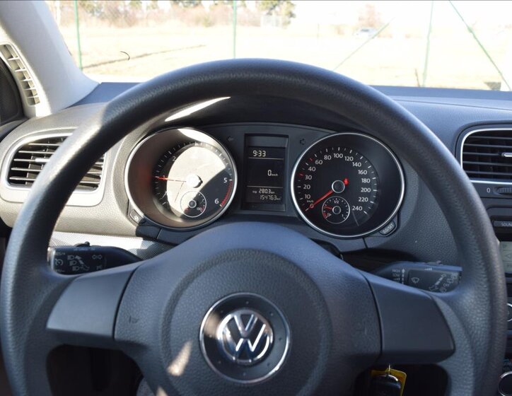 Volkswagen Golf Kombi 1,6 l 66 kw