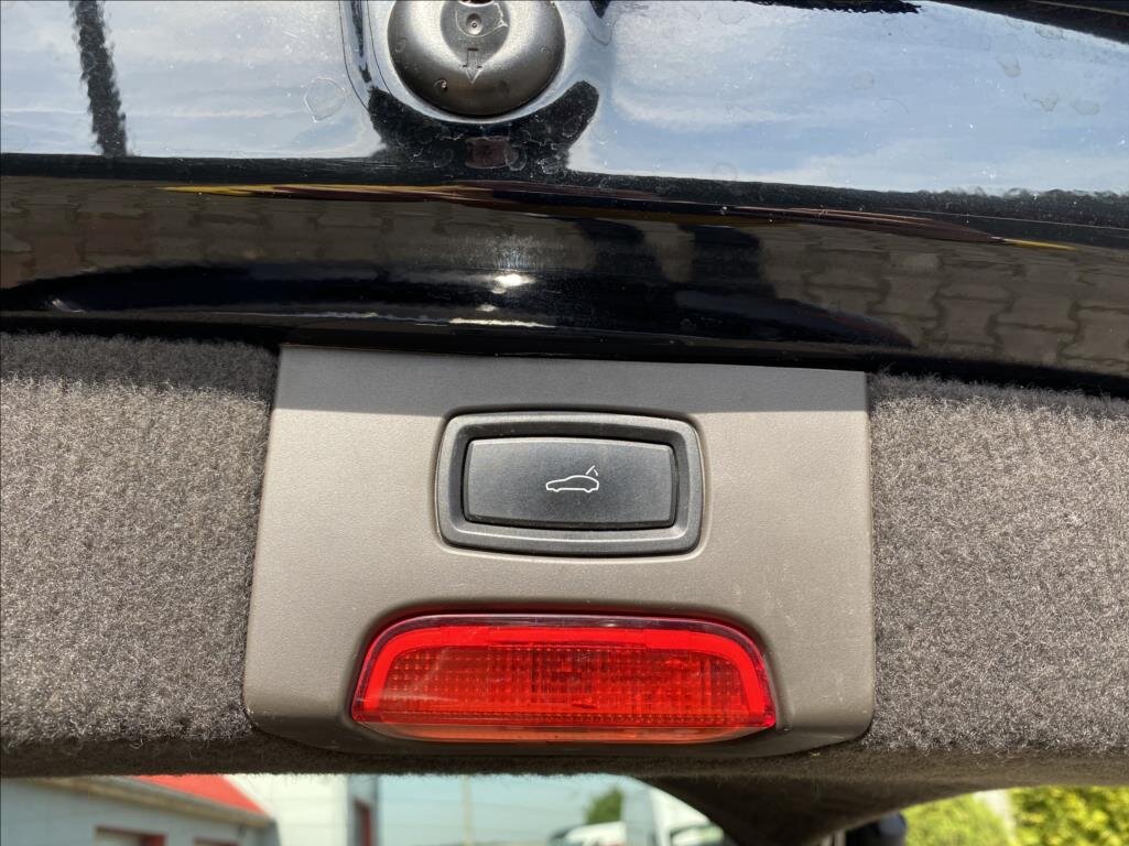 Porsche Cayenne SUV 3,0 l 184 kw