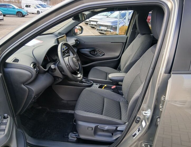 Toyota Yaris Cross SUV 1,5 l 68 kw