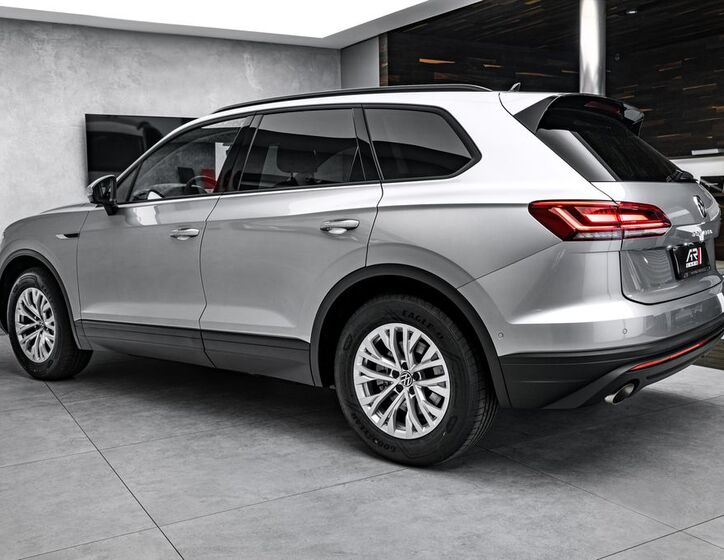 Volkswagen Touareg 7