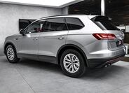 Volkswagen Touareg 7