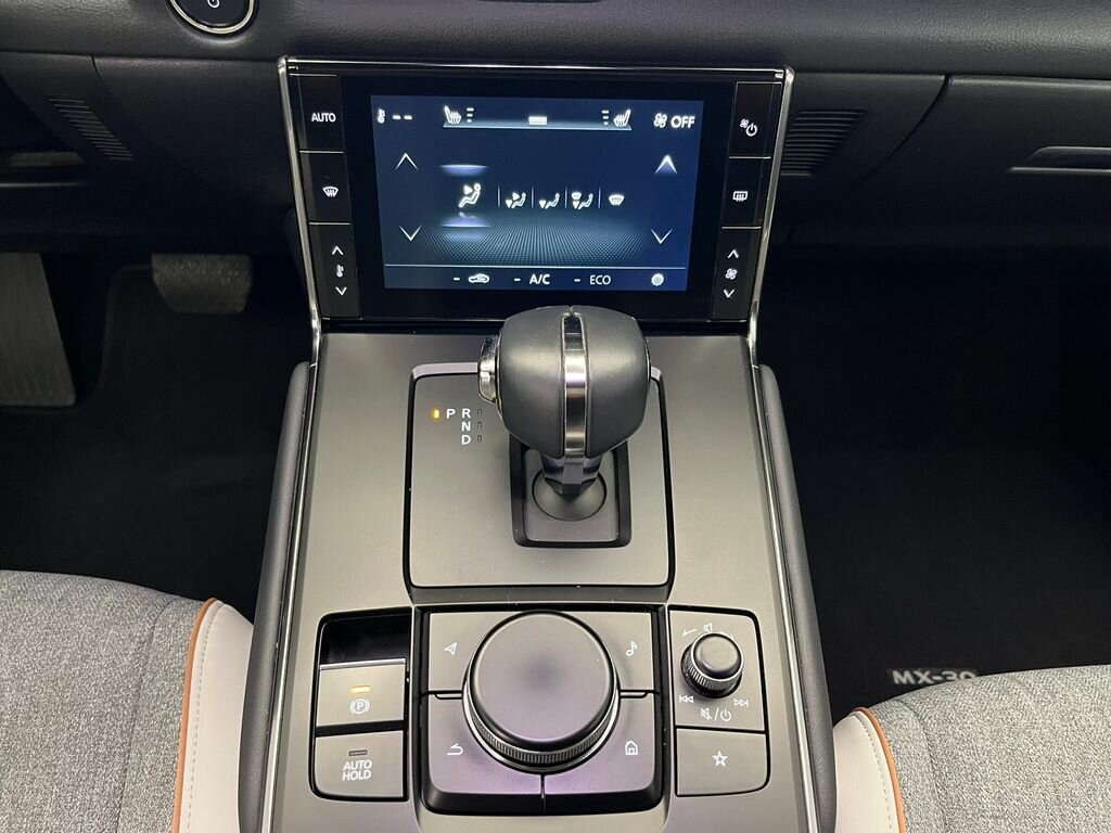 Mazda MX-30 SUV / Terénní 0,0 107 kw