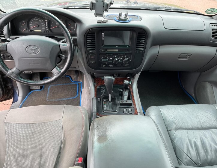 Toyota Land Cruiser Ostatní 4,7 l 173 kw