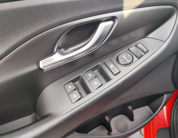 Hyundai i30 Kombi 1,4 l 103 kw