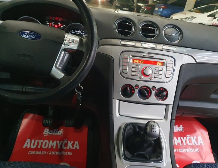 Ford Galaxy MPV 2,0 l 107 kw