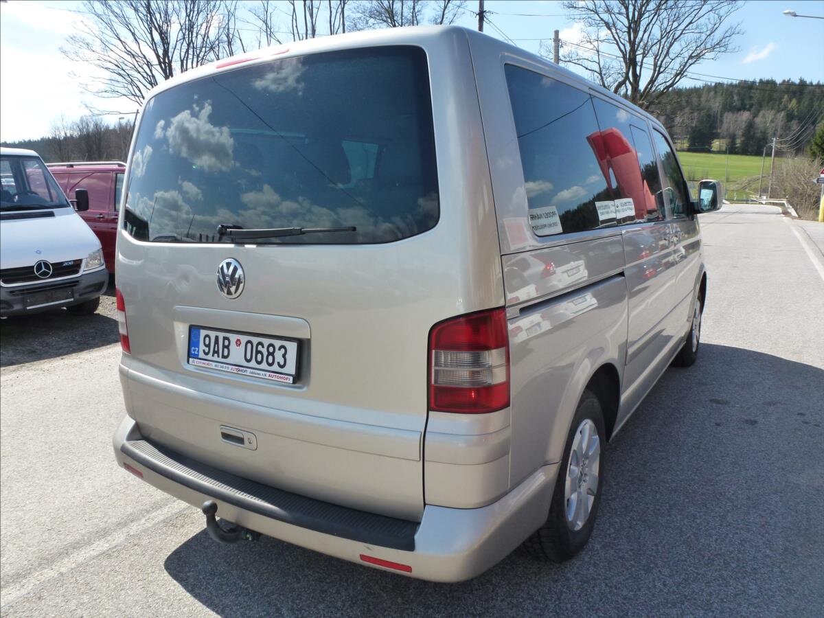 Volkswagen Multivan Kombi 2,5 l 128 kw