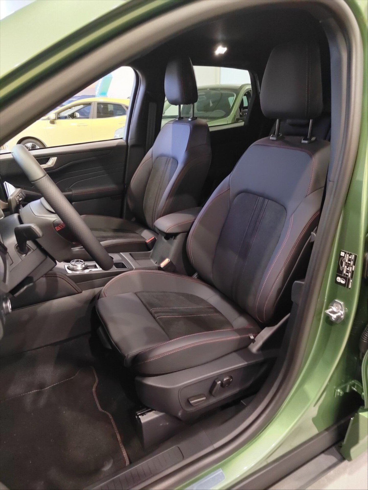 Ford Kuga SUV / Terénní 2,5 l 178 kw