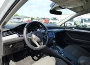 Volkswagen Passat 10