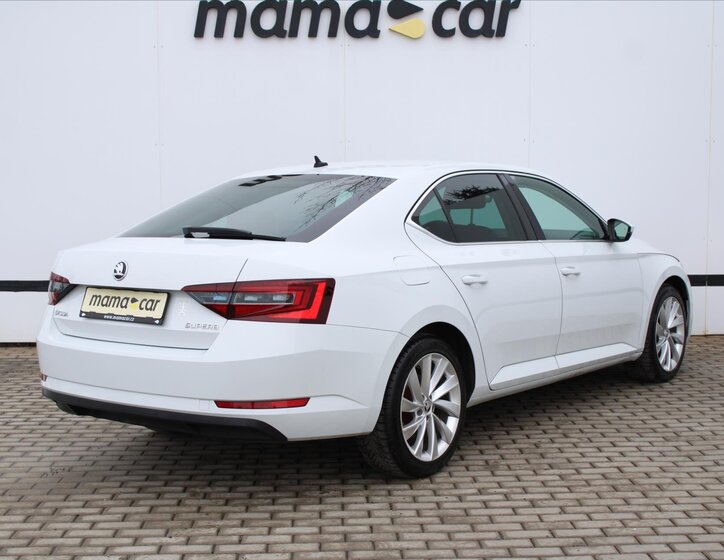 Škoda Superb Liftback 2,0 l 110 kw