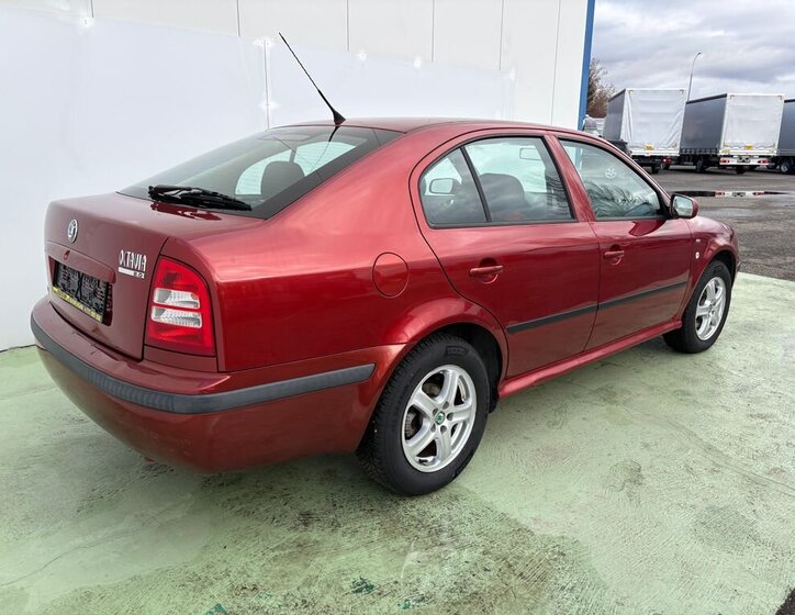 Škoda Octavia Liftback 2,0 l 85 kw