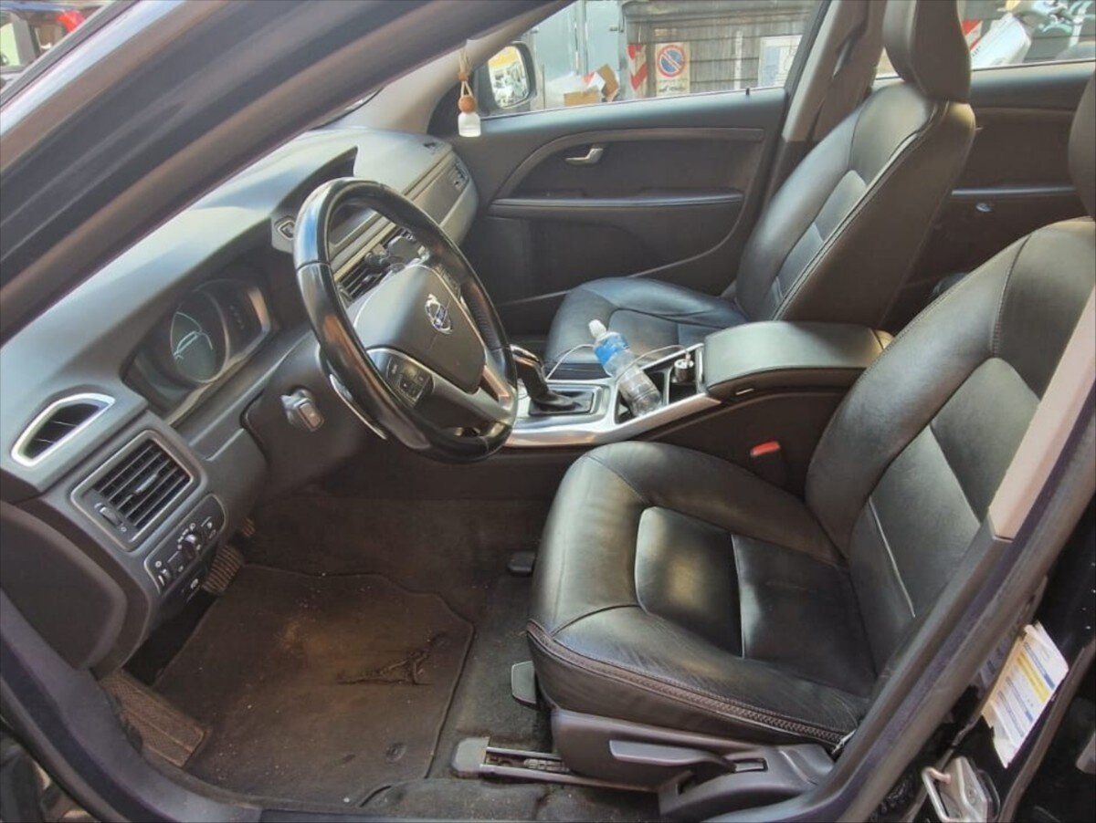 Volvo XC70 Kombi 2,4 l 133 kw