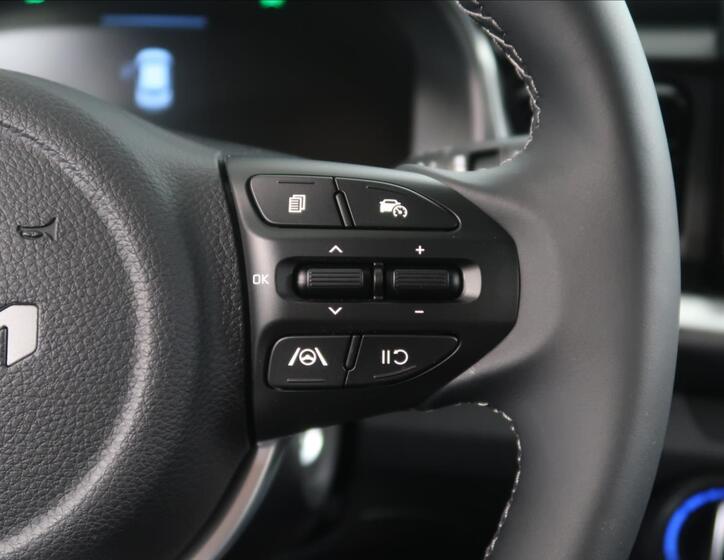 KIA Stonic SUV 1,2 l 57 kw