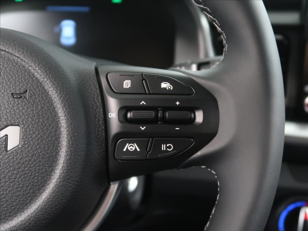 KIA Stonic SUV 1,2 l 57 kw