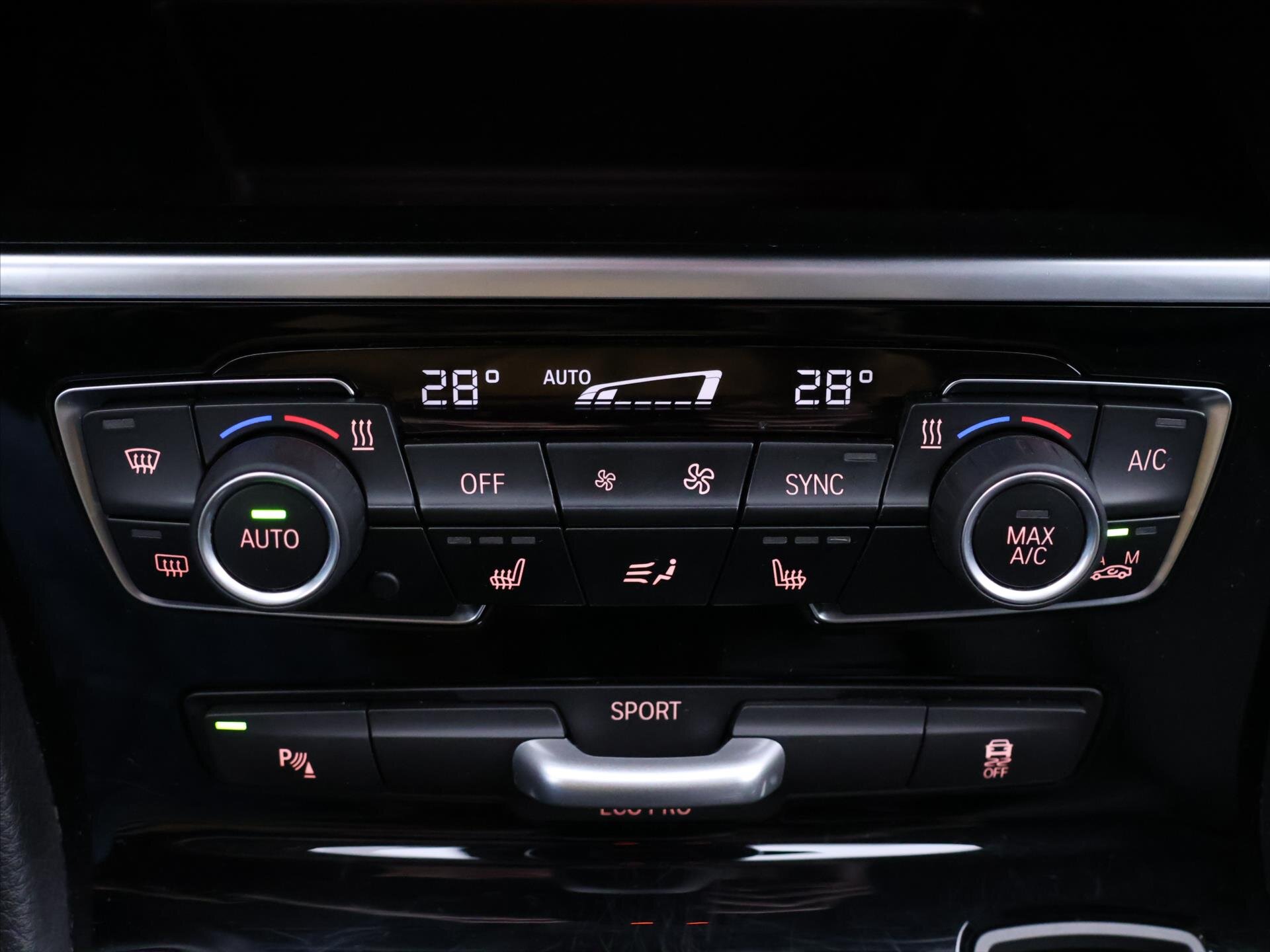 BMW Řada 2 MPV 1,5 l 85 kw